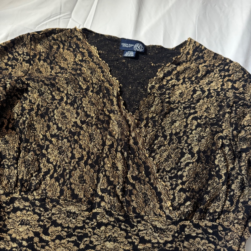 VTG 90s Venezia Black and Gold Lace Blouse with 3/4 Sleeves, Fairy Gothic Charm - Picture 3 of 8